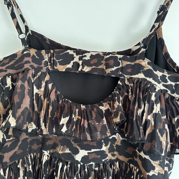 Guess Leopard Print Tiered Ruffled Midi Sundress - size 3 - Picture 7 of 7